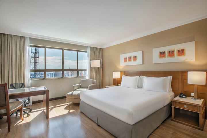 Room 30 of 131