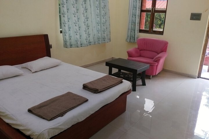 Room 13 of 31