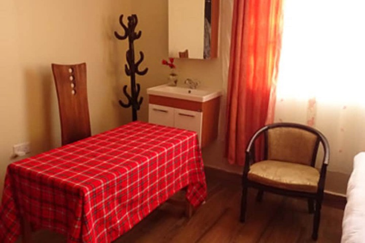 Room 15 of 24