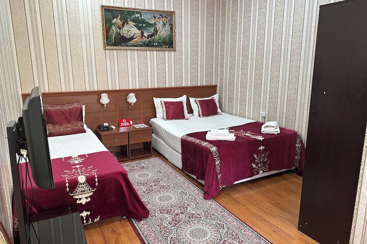 Room 7 of 48