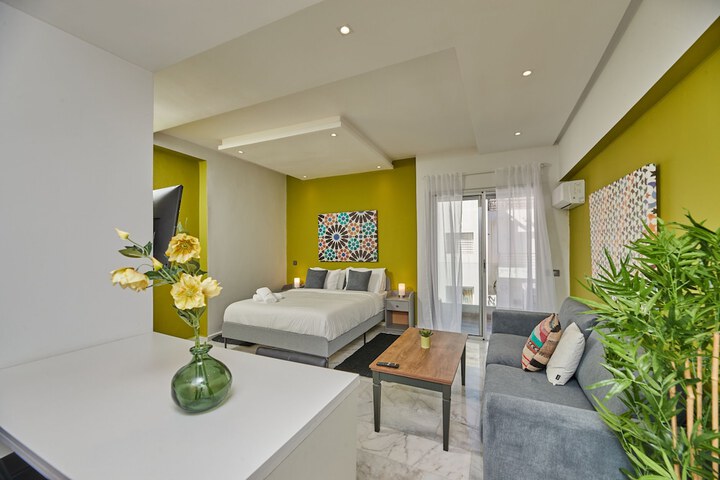 Room 43 of 82