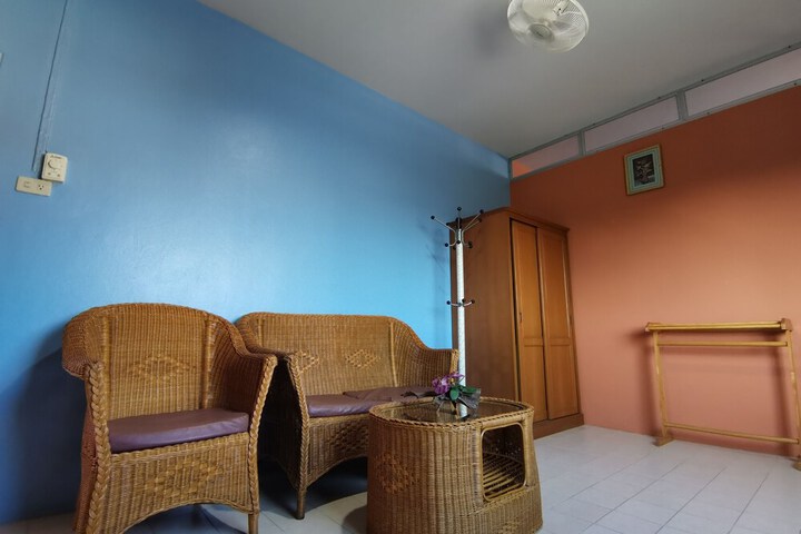Room 18 of 30