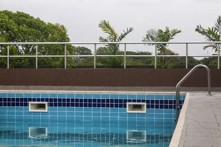 Pool 13 of 22