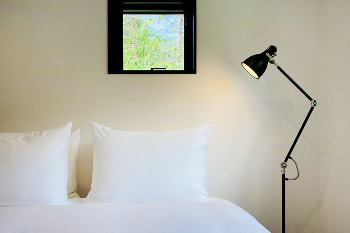 Room 3 of 23
