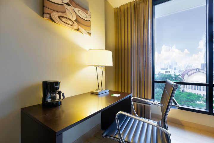 Room 12 of 53