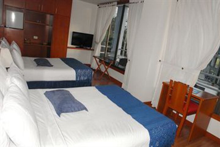 Room 16 of 35