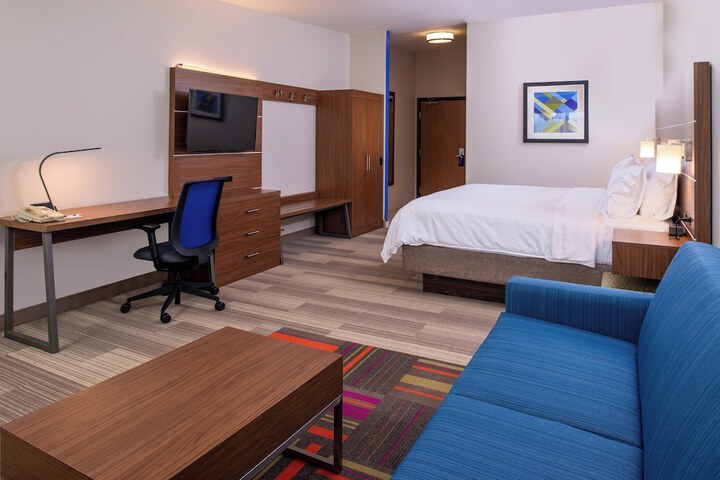 Room 11 of 81