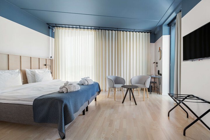 Room 40 of 78