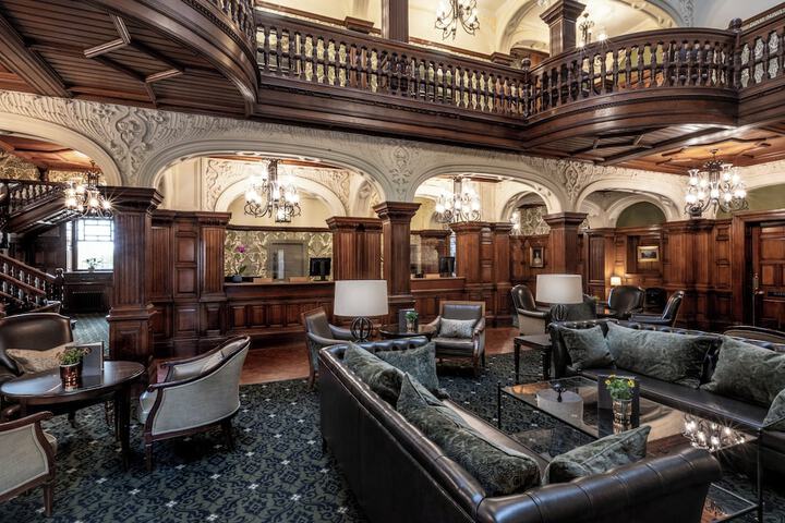 Guest Lobby