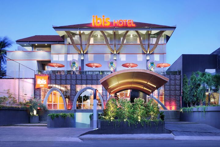 Hotel 27 of 31