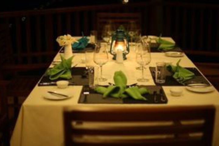 Dining 7 of 39