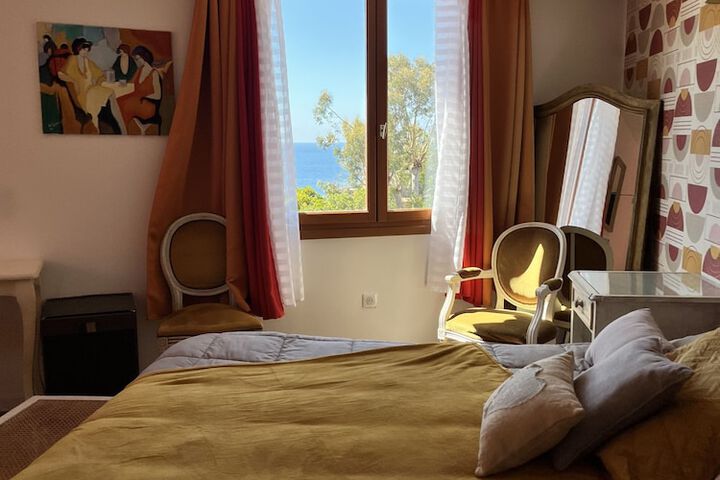 Room 25 of 63