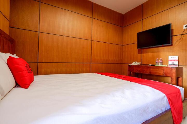 RedDoorz at Sultan Agung