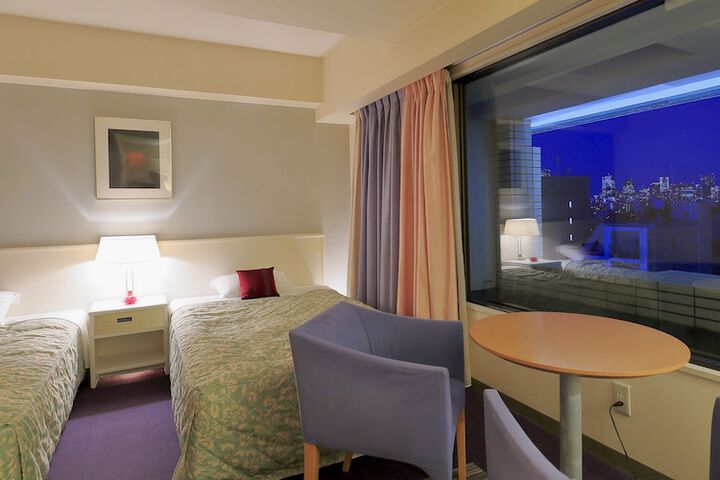 Room 66 of 120
