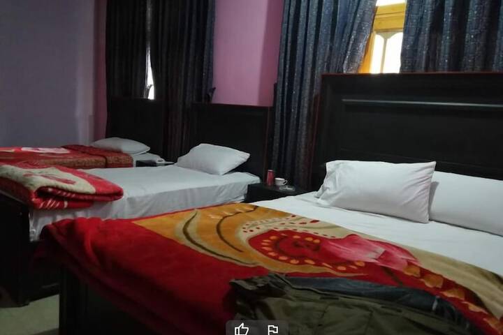 Room 13 of 24
