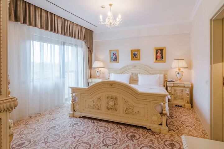 Room 20 of 90