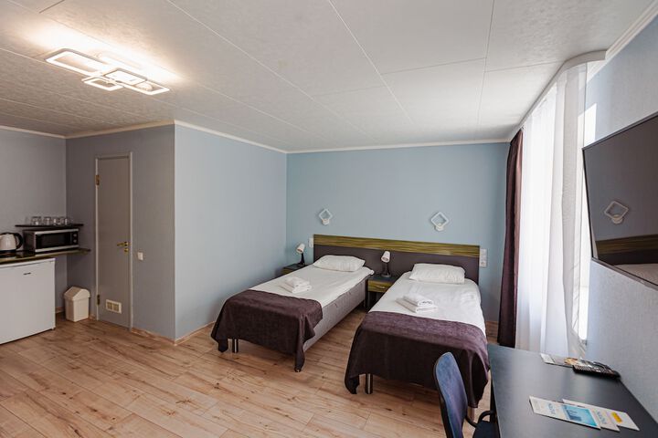 Room 48 of 82