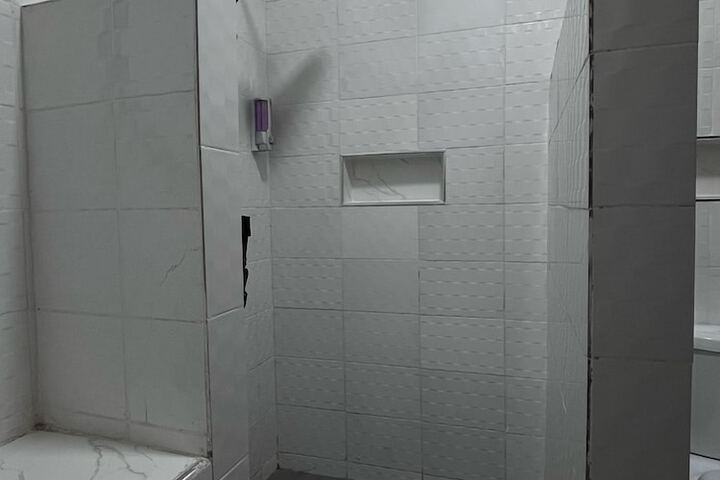 Room 14 of 20