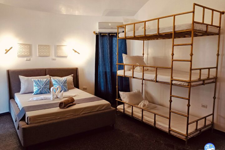 Room 14 of 106