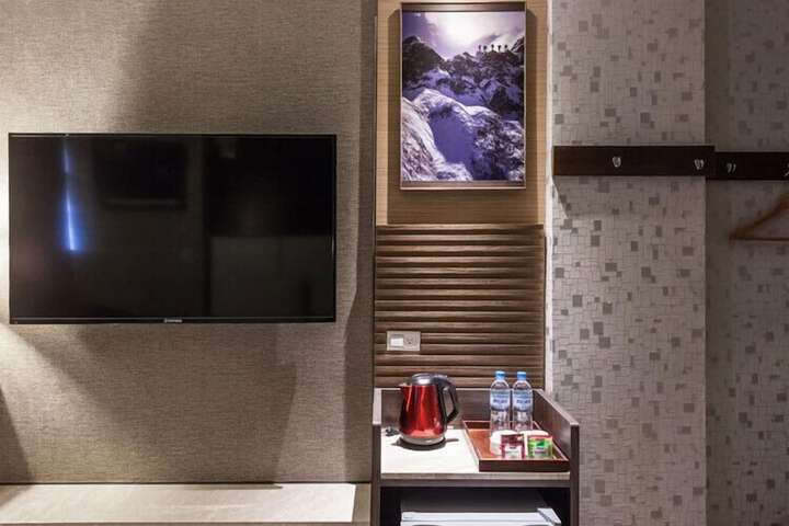 Room 31 of 61