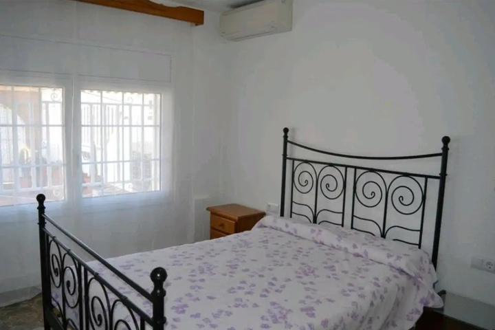 Room 4 of 19