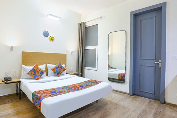 Fabhotel Sky Land
