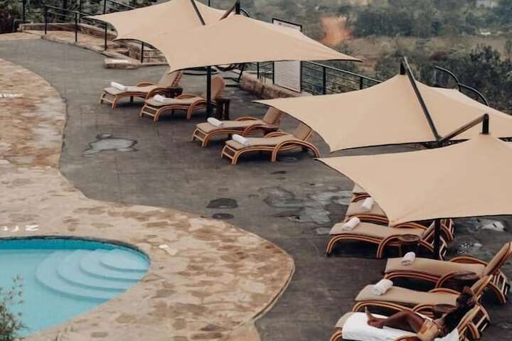 Pool 16 of 32