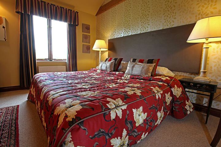 Room 3 of 42