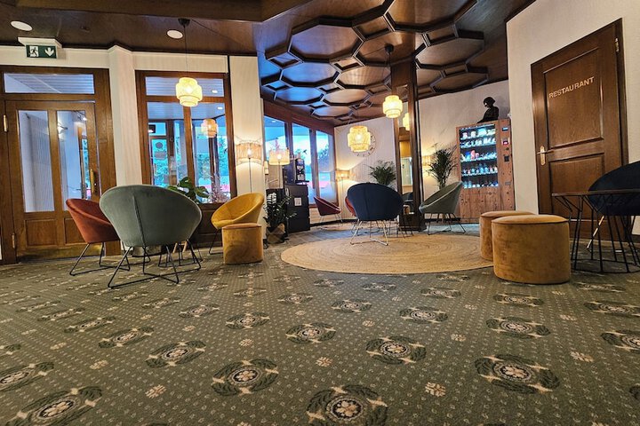 Lobby Entry