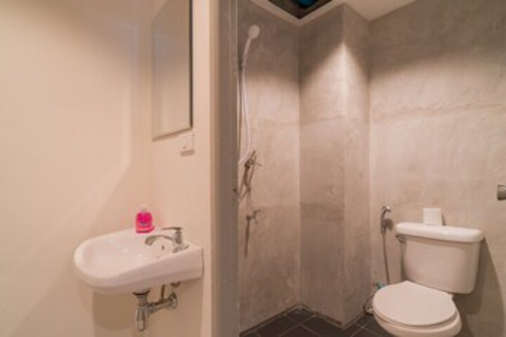 Room 3 of 45