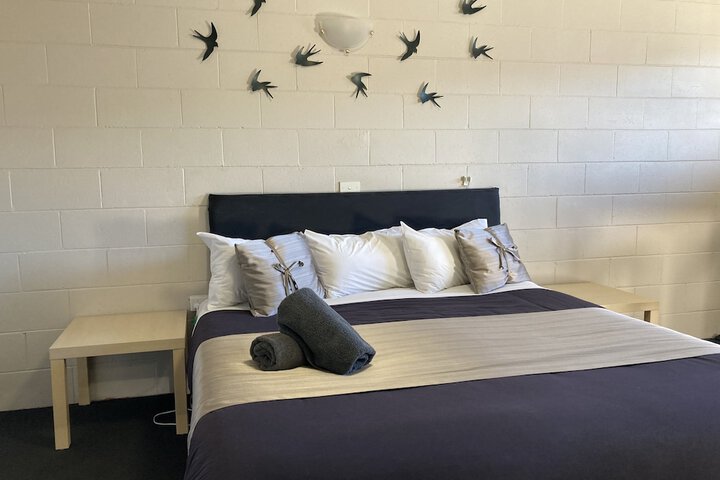 Room 19 of 68
