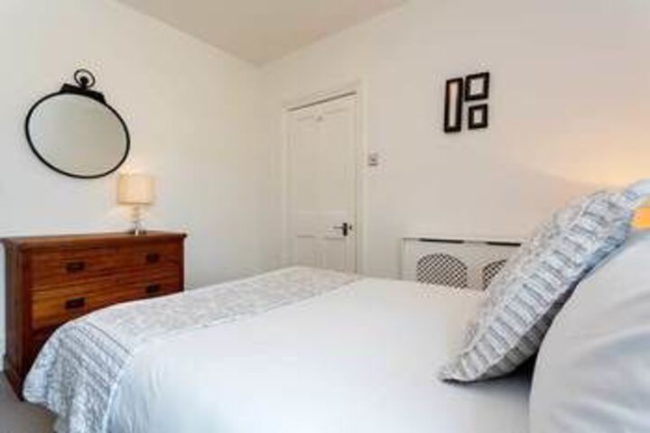 Room 7 of 20