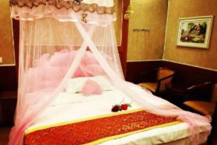 Yueyuehong Business Hotel