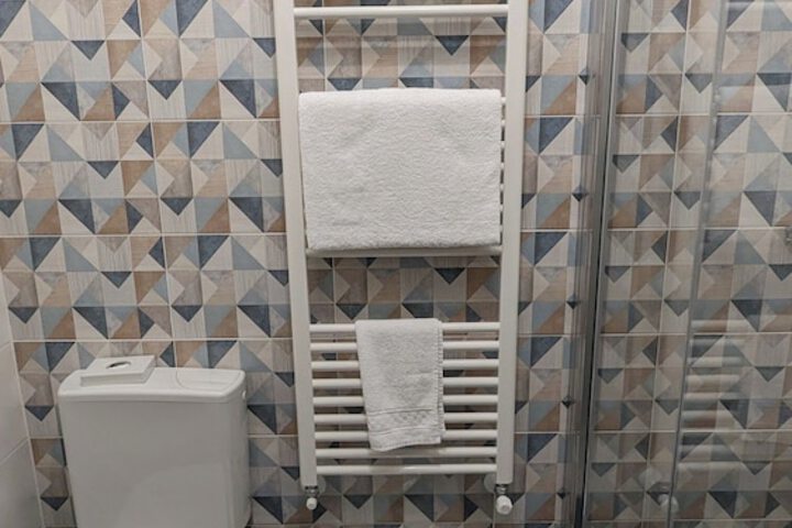 Room 46 of 69