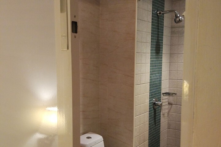 Room 22 of 50