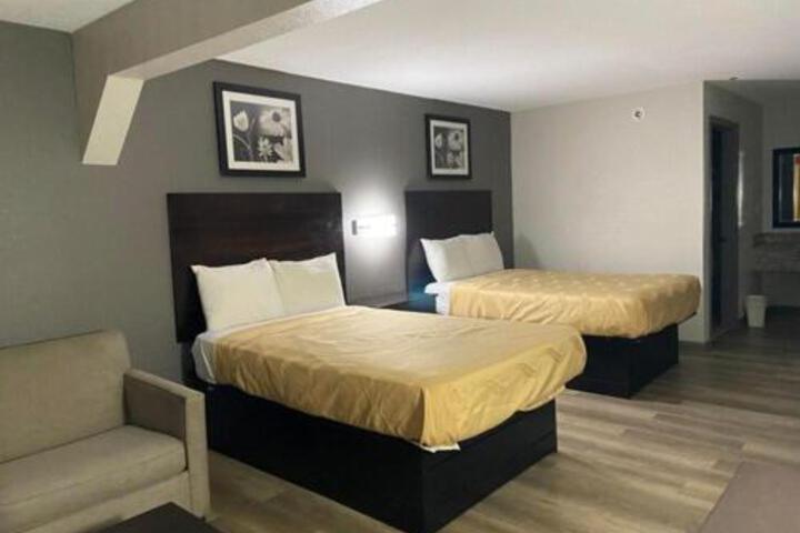 2 Double Beds (2 of 5)