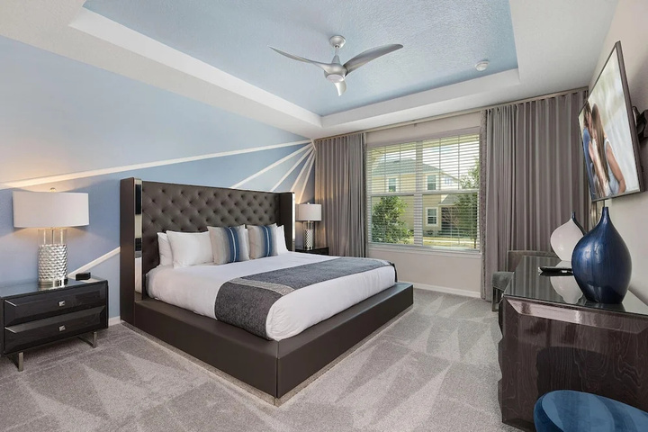 Room 4 of 31