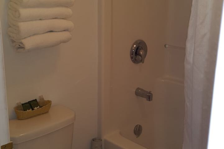 Room 54 of 65