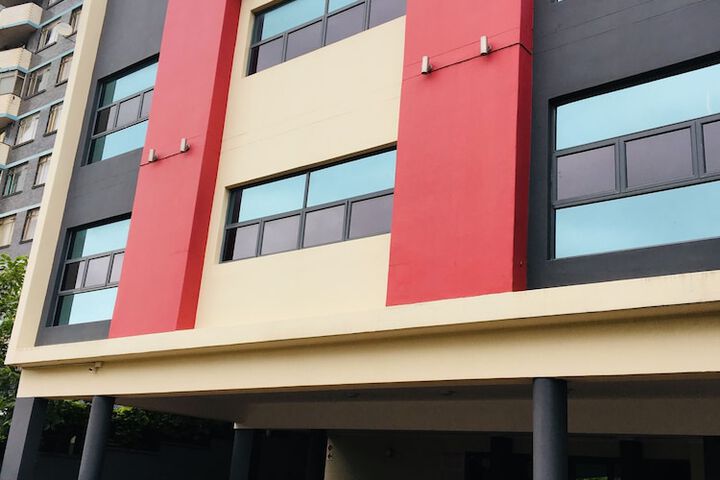 Al Hamra Hotel