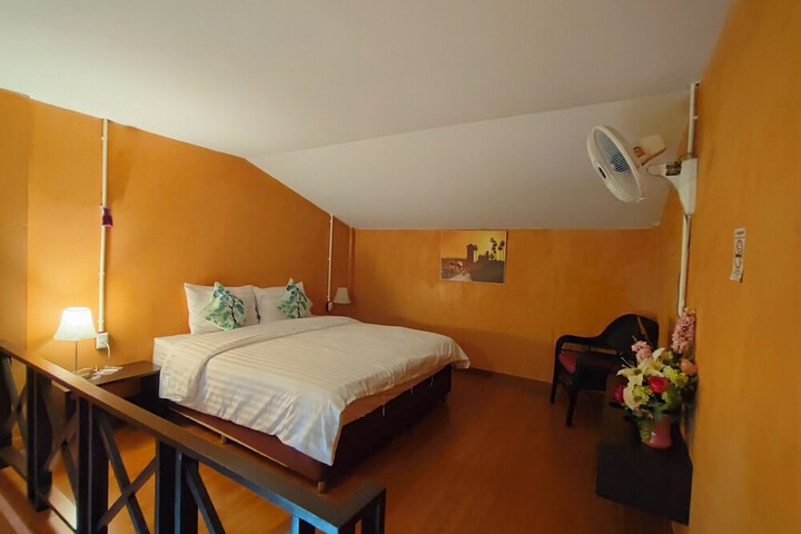 Photo of Retro Box Hotel