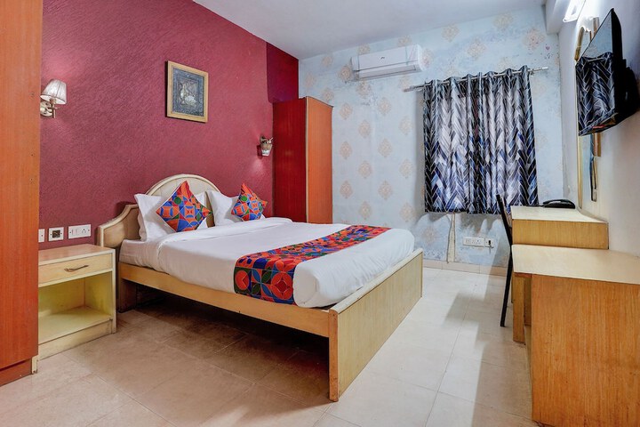 Room 19 of 34