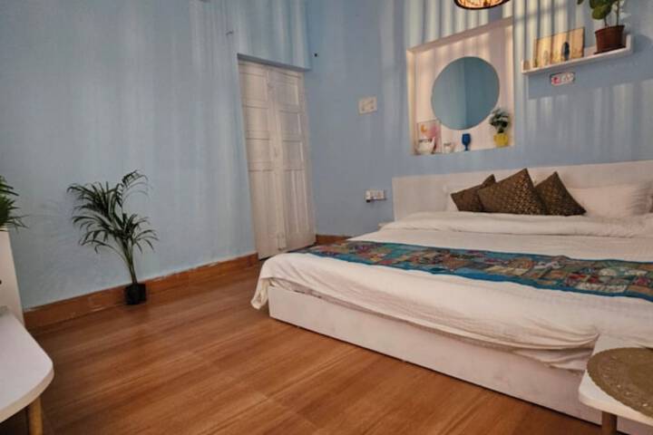 Room 42 of 63