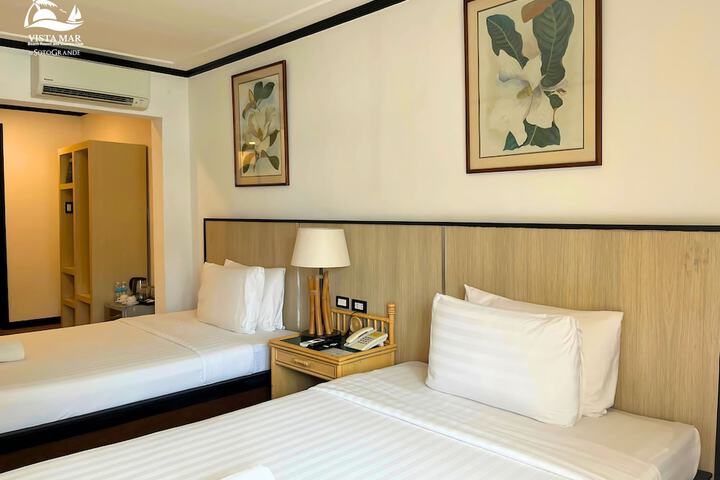 Room 19 of 109