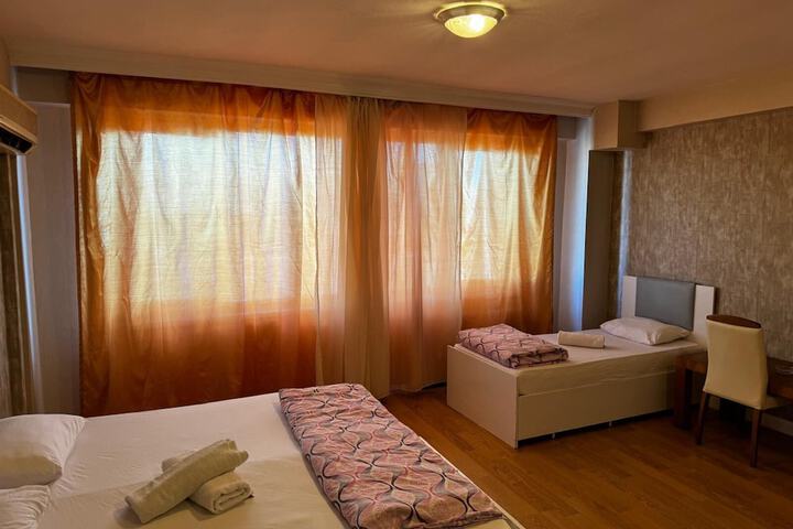 Room 17 of 41