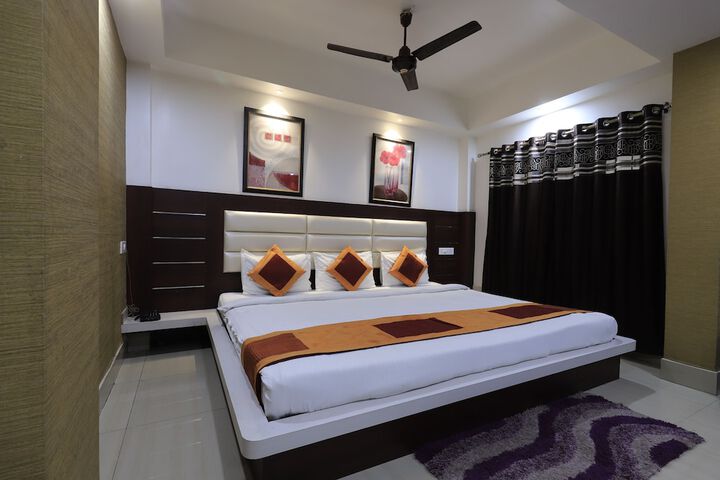Room 14 of 20