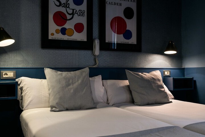 Room 11 of 44