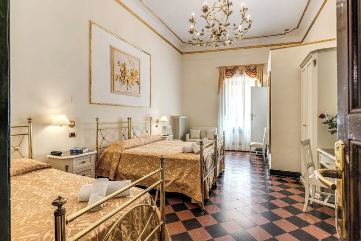 Room 83 of 125