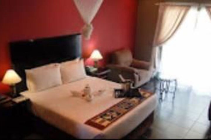Room 27 of 40