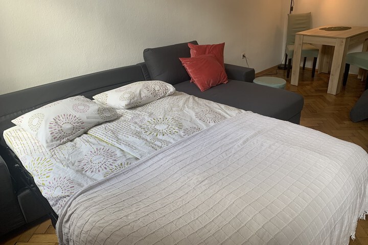 Room 13 of 21