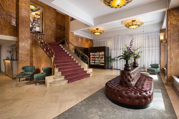 Lobby Photo